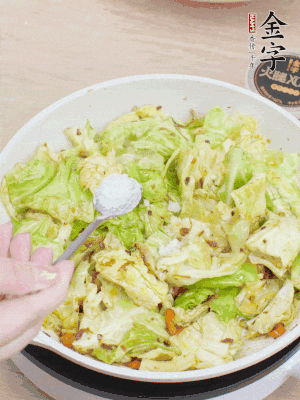 一點鹽、糖調味。